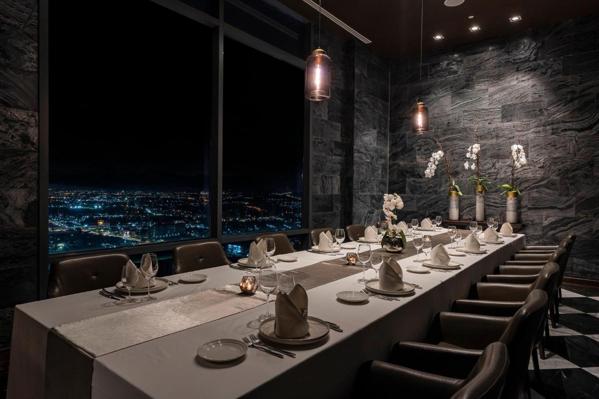 Holiday Inn & Suites Rayong City Centre By Ihg Esterno foto