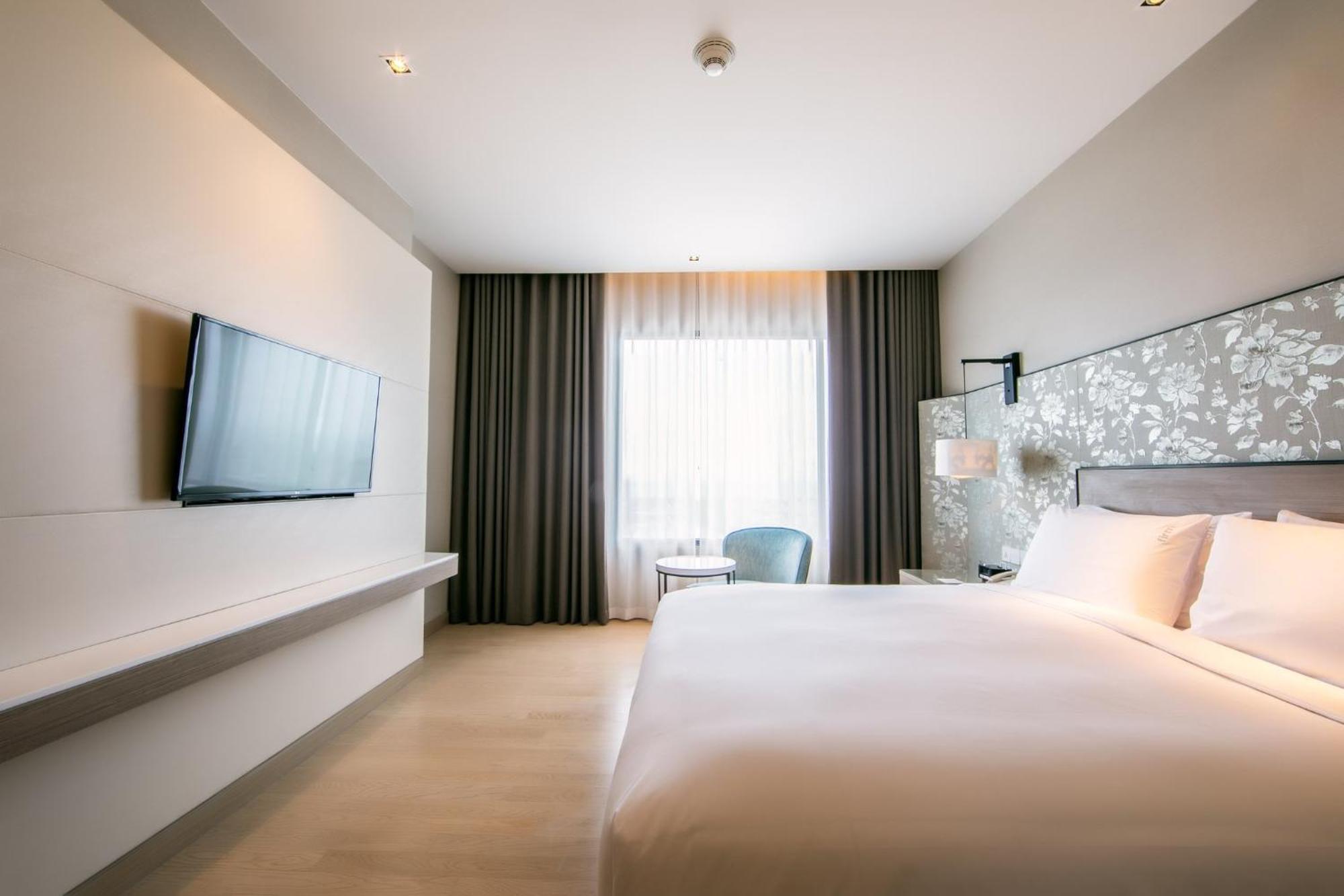 Holiday Inn & Suites Rayong City Centre By Ihg Esterno foto