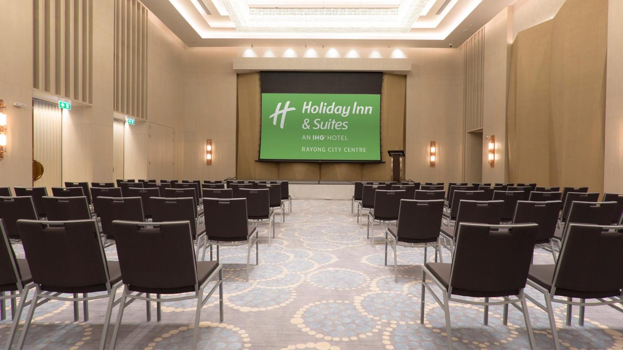 Holiday Inn & Suites Rayong City Centre By Ihg Esterno foto