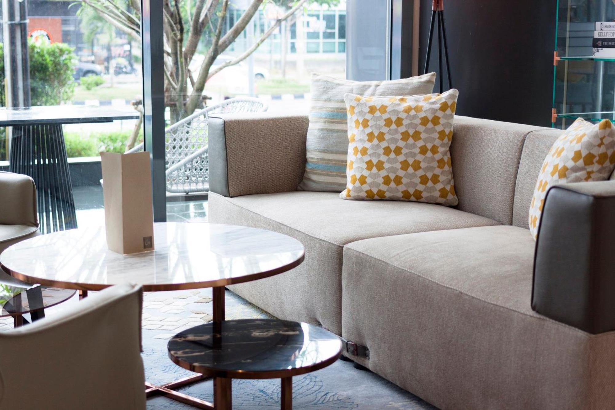 Holiday Inn & Suites Rayong City Centre By Ihg Esterno foto